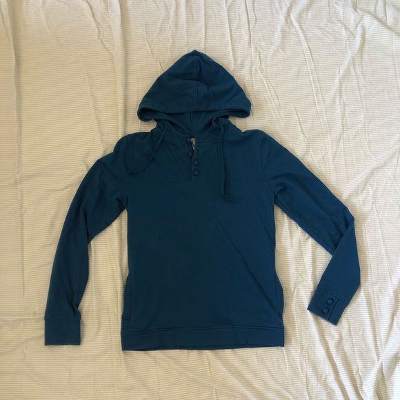 Holden Sweater - Picture 1 of 3